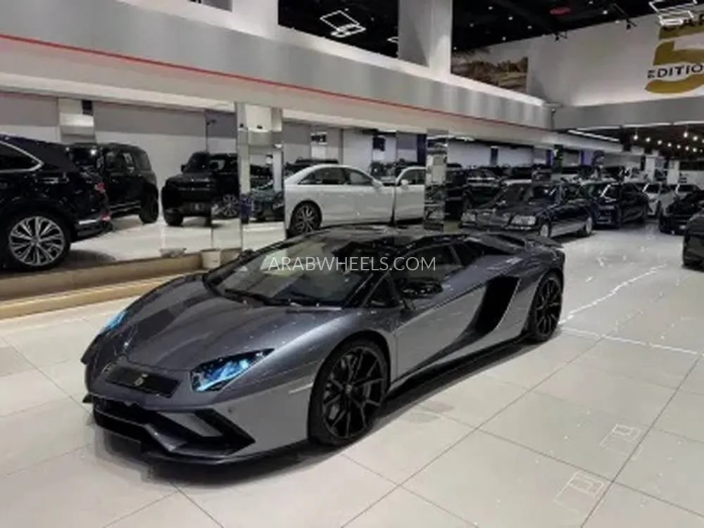 لامبورغيني أفنتادور 2019 for Sale in الرياض Image-1