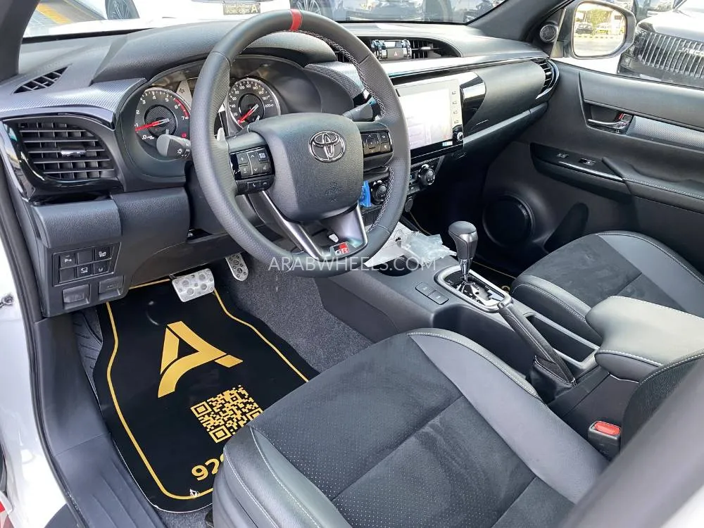 تويوتا هايلكس 2025 for Sale in الرياض Image-6