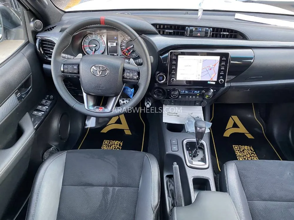 تويوتا هايلكس 2025 for Sale in الرياض Image-10