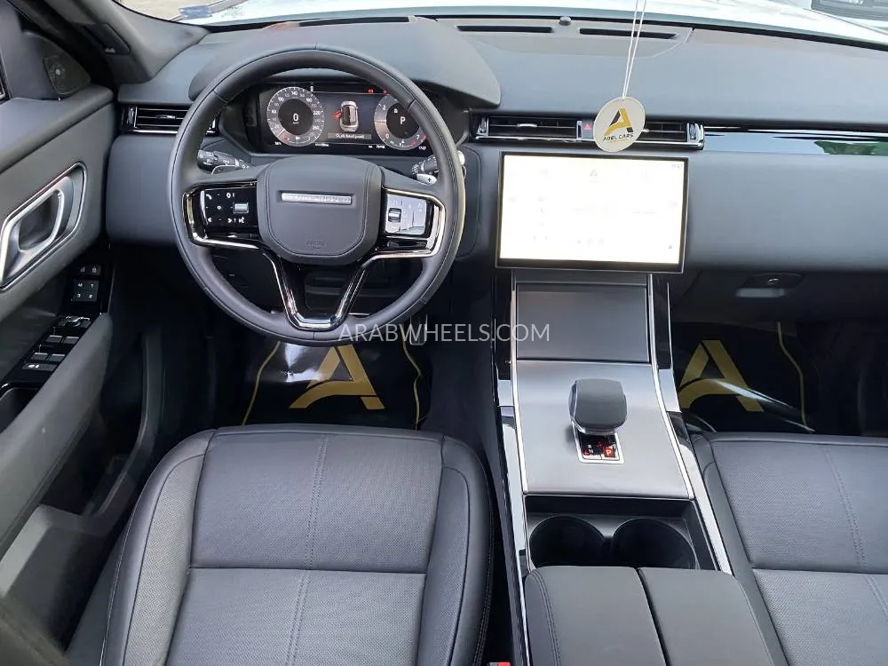 لاند روفر رينج روفر فيلار 2024 for Sale in الرياض Image-10