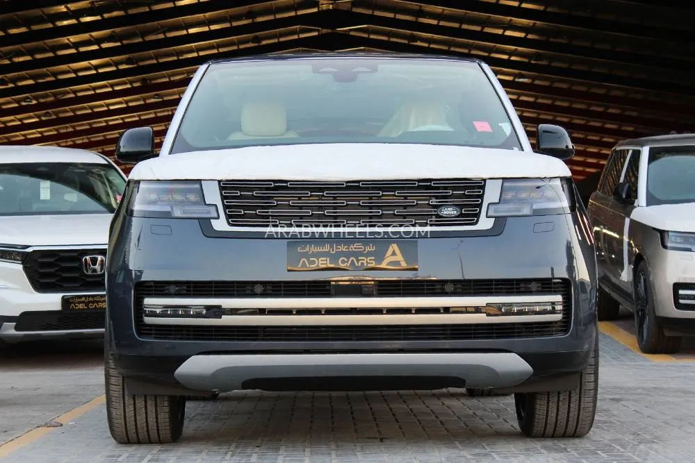 لاند روفر رينج روفر 2025 for Sale in الرياض Image-2