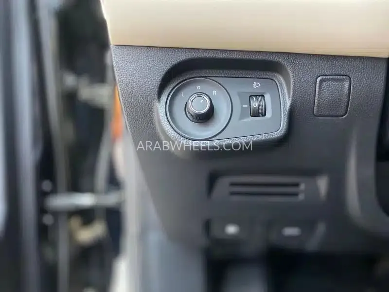 إم جي 5 2025 for Sale in الرياض Image-10