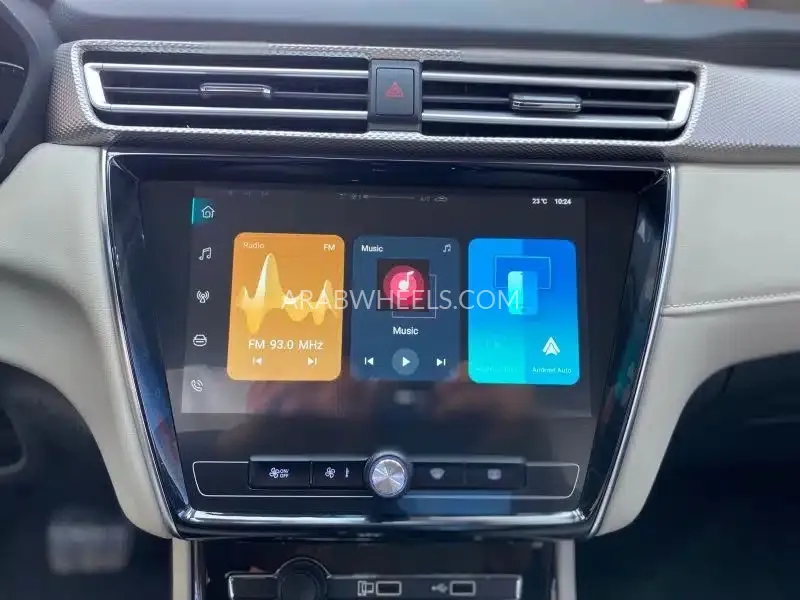 إم جي 5 2025 for Sale in الرياض Image-13