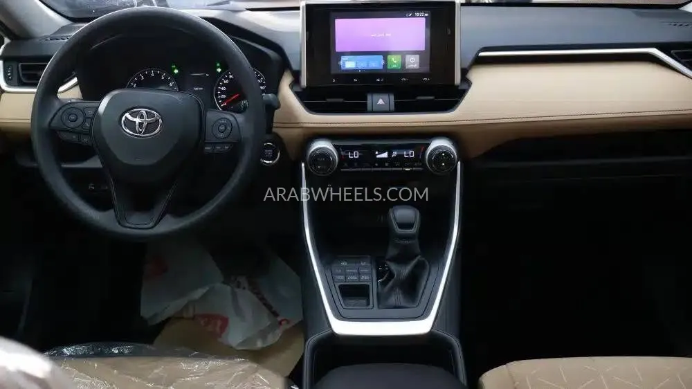 تويوتا راف 4 2025 for Sale in الرياض Image-4