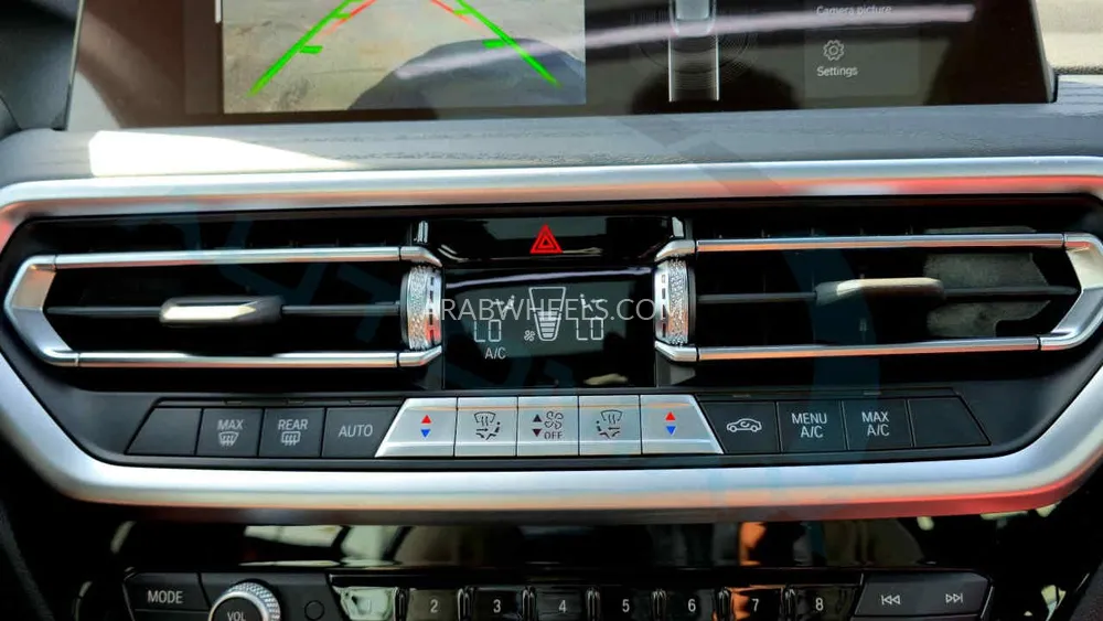 بي ام دبليو X4 2025 for Sale in وادي الدواسر Image-18