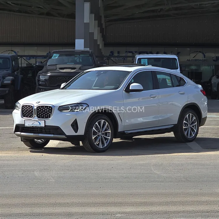 بي ام دبليو X4 2025 for Sale in وادي الدواسر Image-39