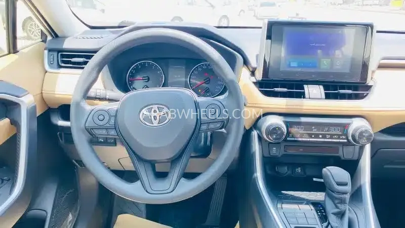 تويوتا راف 4 2025 for Sale in الرياض Image-14