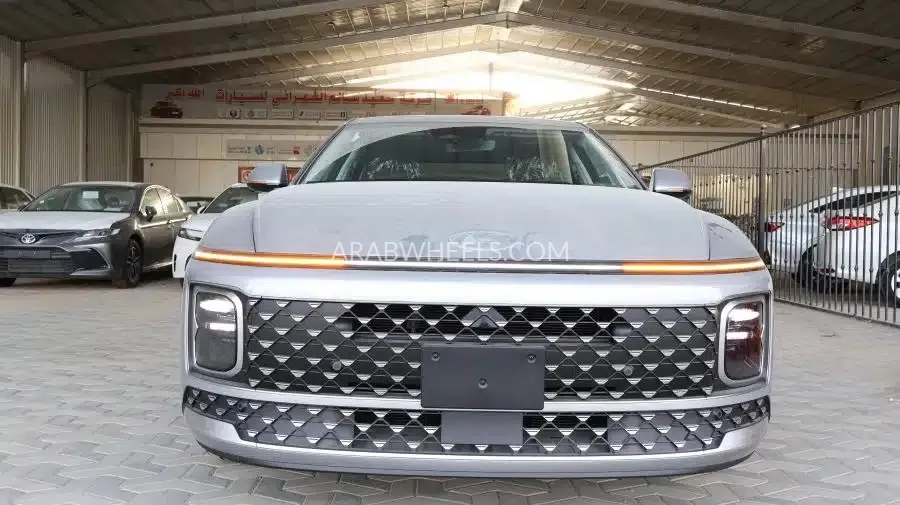 هيونداي أزيرا 2025 for Sale in الرياض Image-3