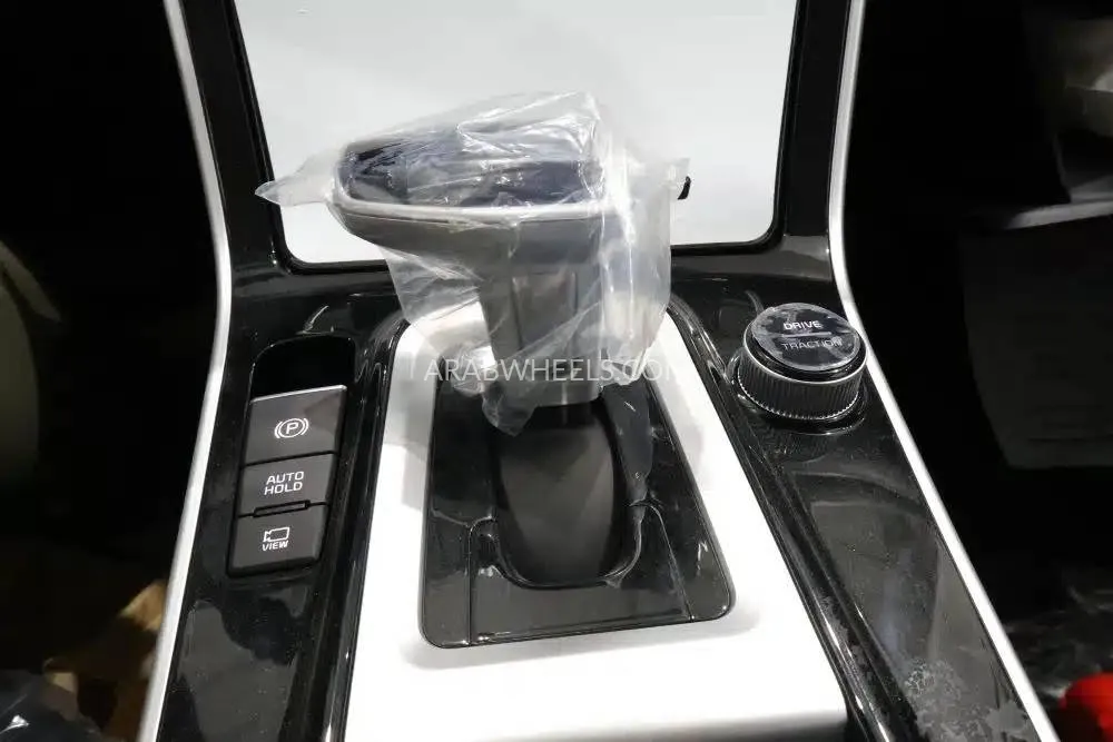 Kia Seltos 2025 for Sale in Riyadh Image-5