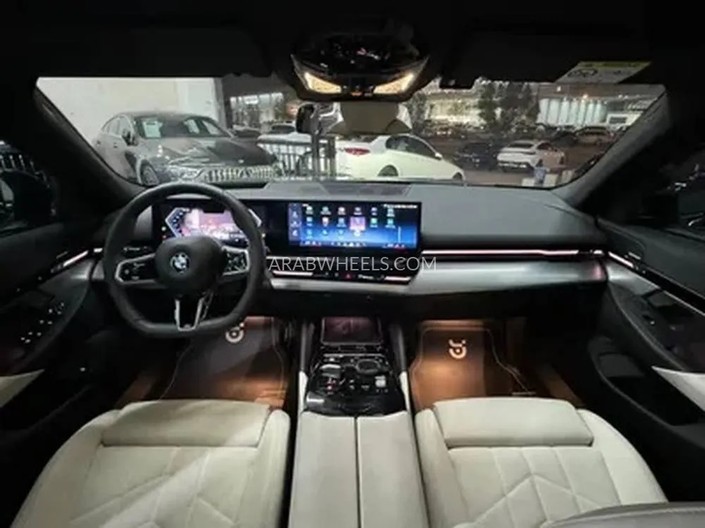 بي ام دبليو الفئة الخامسة 2024 for Sale in الرياض Image-7