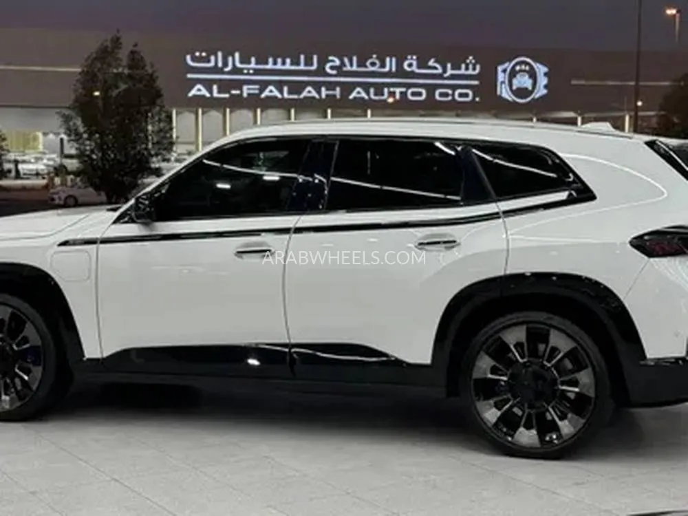 بي ام دبليو XM 2023 for Sale in الرياض Image-4