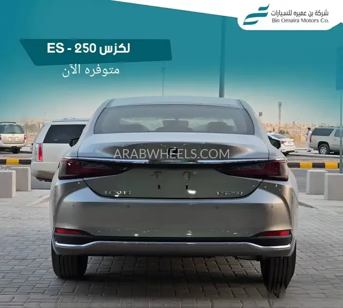 لكزس ES 2025 for Sale in الرياض Image-6