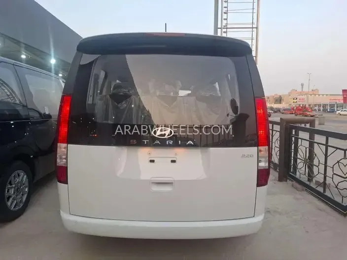 هيونداي ستاريا 2025 for Sale in الدمام Image-13