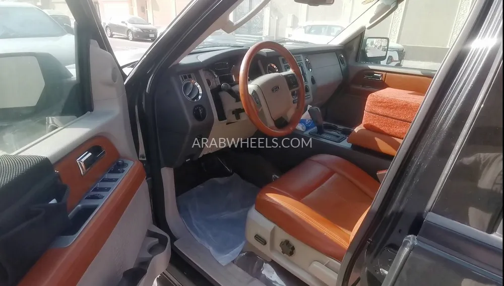 فورد إكسبيديشن 2013 for Sale in الدمام Image-5