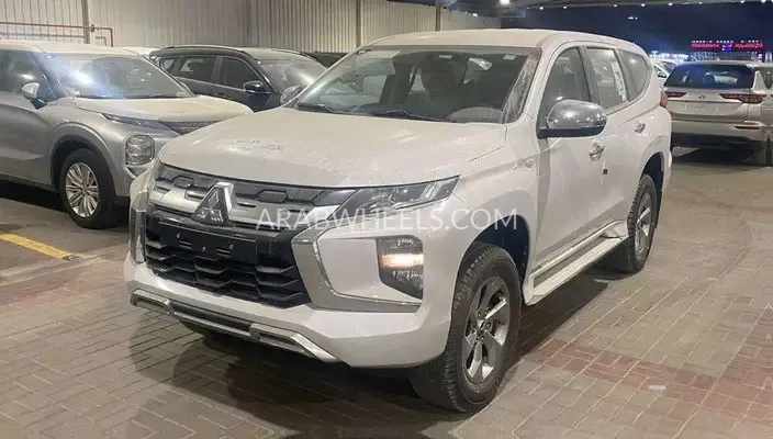 ميتسوبيشي مونتيرو سبورت 2025 for Sale in الرياض Image-9