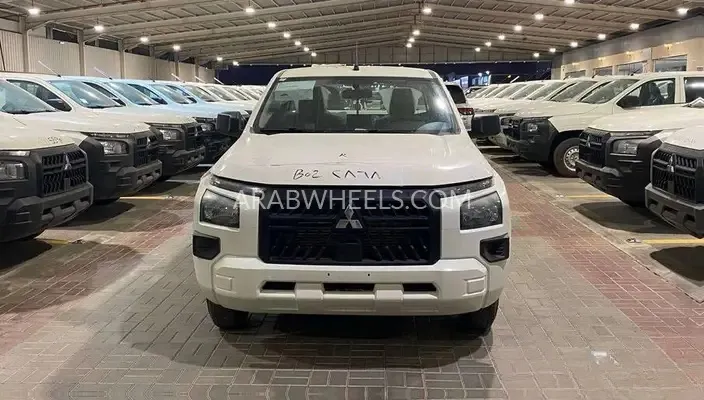 ميتسوبيشي L200 2025 for Sale in الرياض Image-4