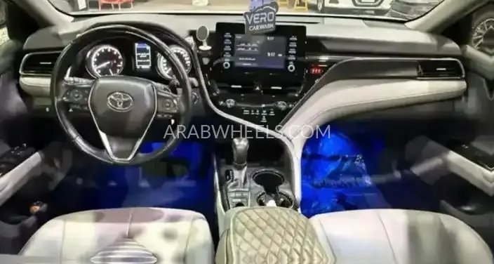 تويوتا كامري 2023 for Sale in الرياض Image-3