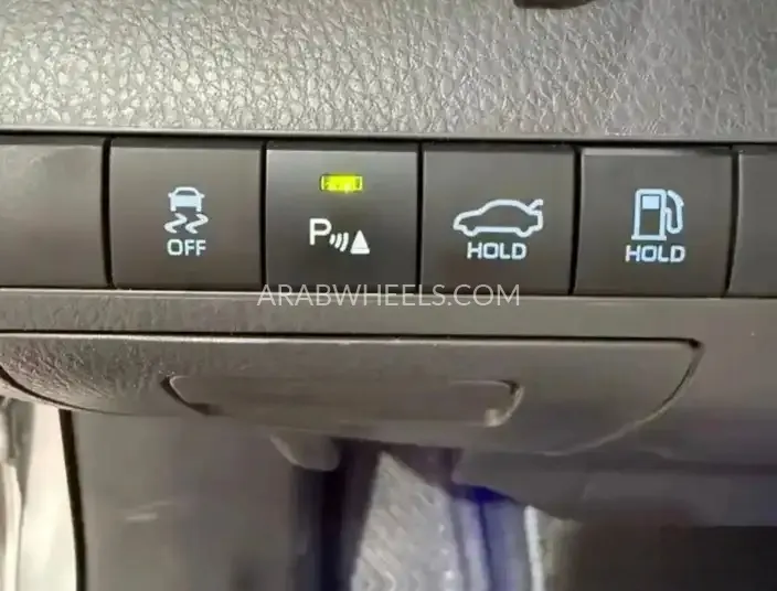 تويوتا كامري 2023 for Sale in الرياض Image-11