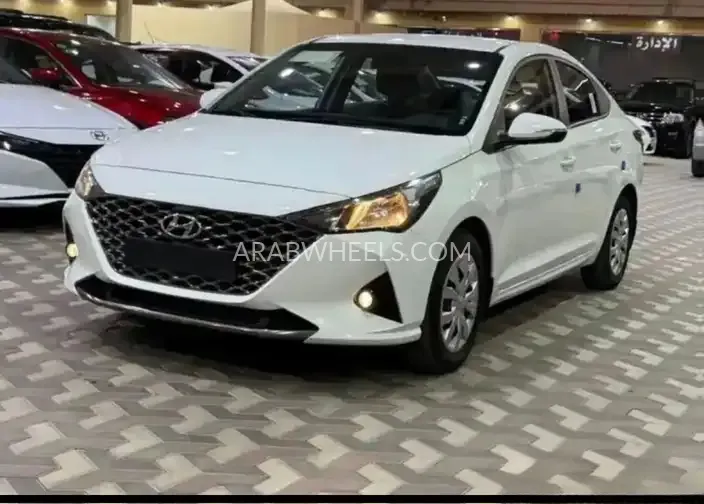 هيونداي إلنترا 2022 for Sale in الرياض Image-4