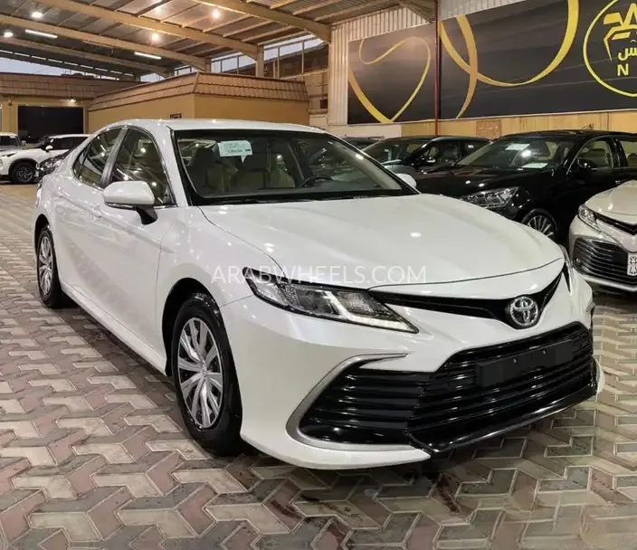 تويوتا كامري 2022 for Sale in الرياض Image-5