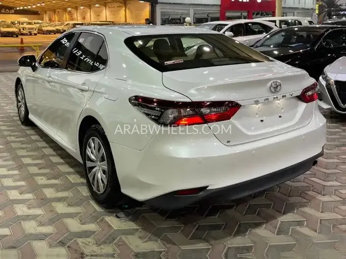 تويوتا كامري 2022 for Sale in الرياض Image-8