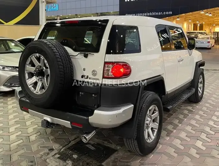 تويوتا إف جي كروزر 2022 for Sale in الرياض Image-9