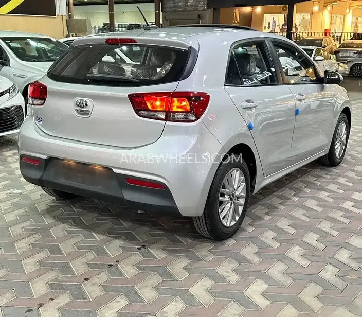كيا ريو 2020 for Sale in الرياض Image-14