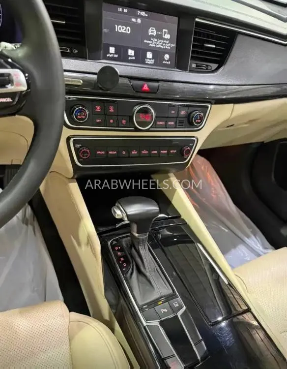 كيا كادينزا 2020 for Sale in الرياض Image-3
