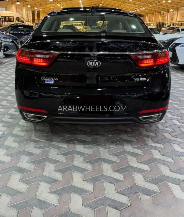 كيا كادينزا 2020 for Sale in الرياض Image-14