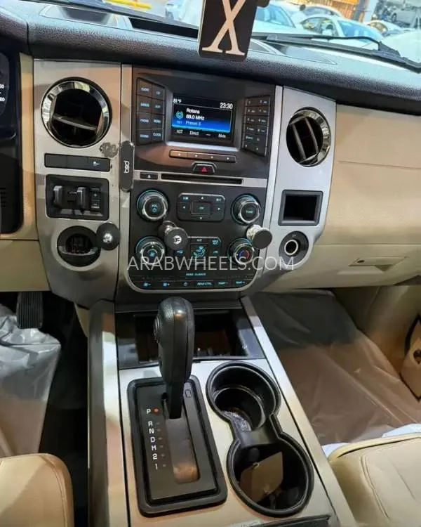 فورد إكسبيديشن 2016 for Sale in الرياض Image-5
