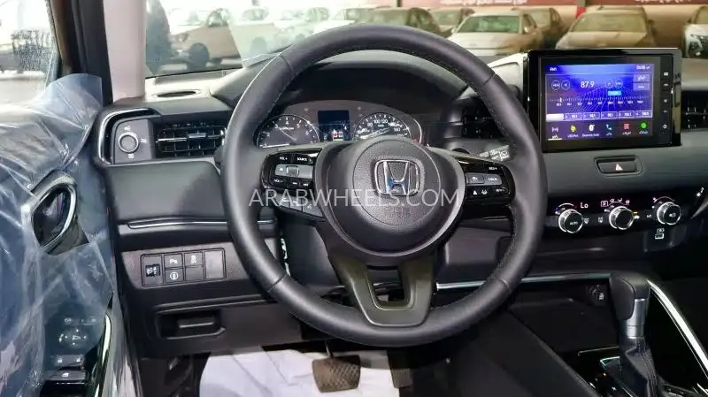 هوندا HR-V 2024 for Sale in الرياض Image-4