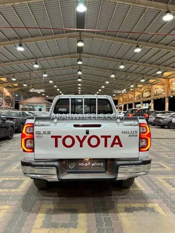 تويوتا هايلكس 2025 for Sale in الرياض Image-6