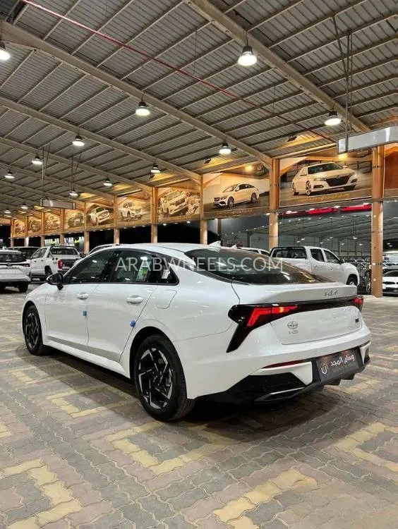 كيا K5 2025 for Sale in الرياض Image-5