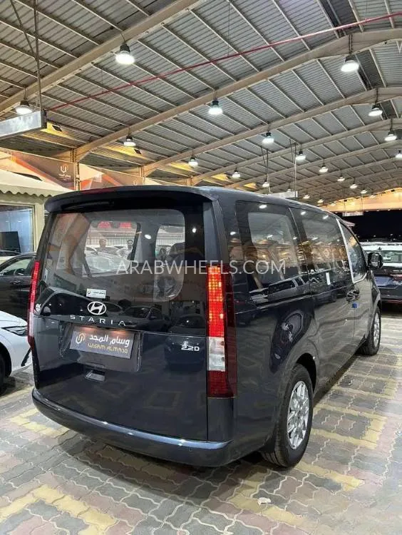 هيونداي ستاريا 2025 for Sale in الرياض Image-4