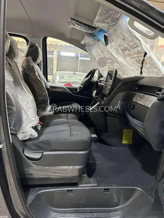 هيونداي ستاريا 2025 for Sale in الرياض Image-8