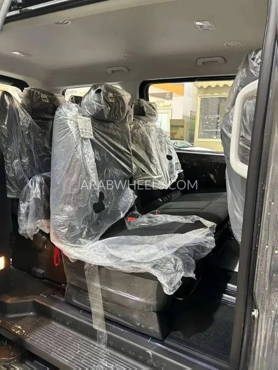 هيونداي ستاريا 2025 for Sale in الرياض Image-9