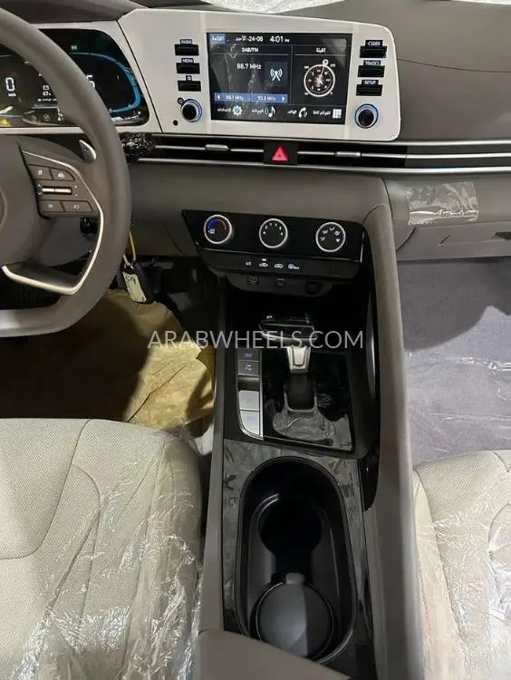 هيونداي إلنترا 2025 for Sale in الرياض Image-11