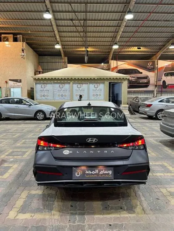 هيونداي إلنترا 2025 for Sale in الرياض Image-6