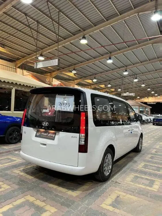 هيونداي ستاريا 2025 for Sale in الرياض Image-5