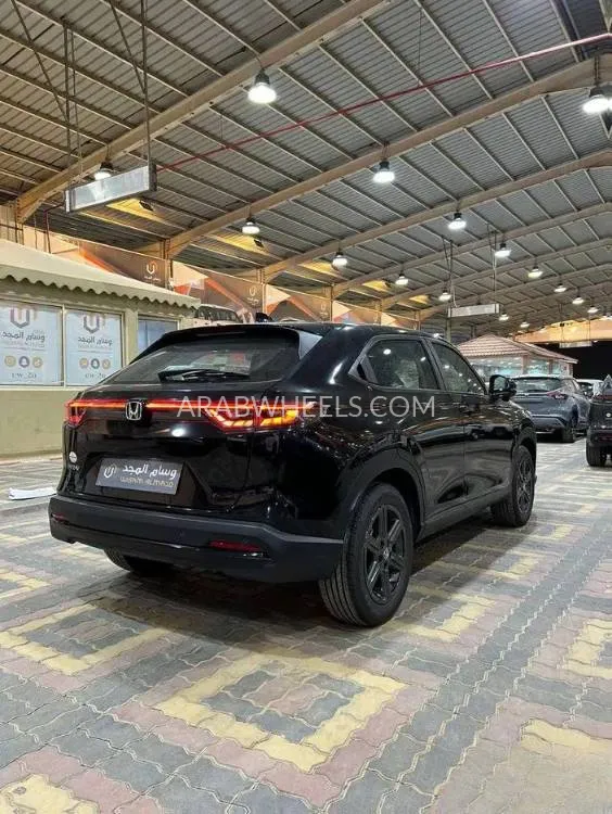 هوندا HR-V 2025 for Sale in الرياض Image-5