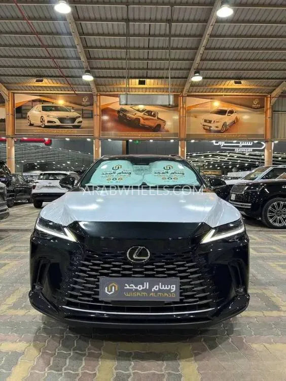 لكزس RX 2025 for Sale in الرياض Image-3