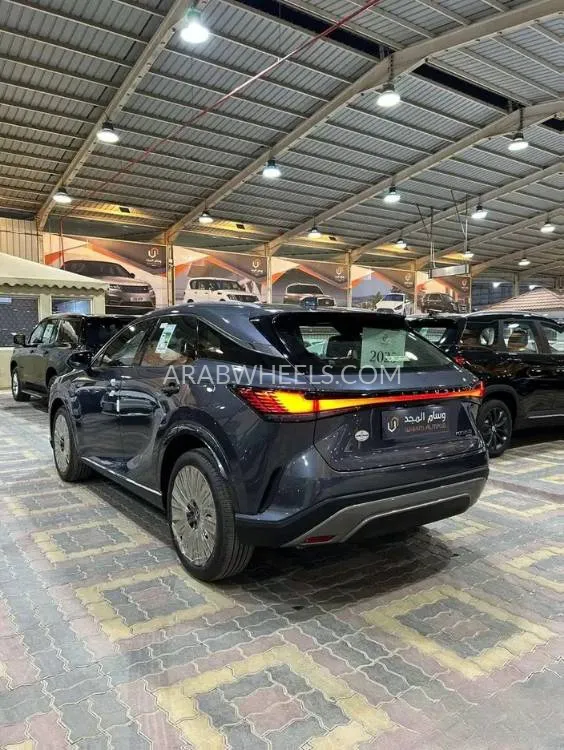 لكزس RX 2025 for Sale in الرياض Image-4