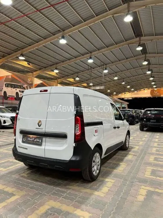 رينو إكسبريس فان 2023 for Sale in الرياض Image-5