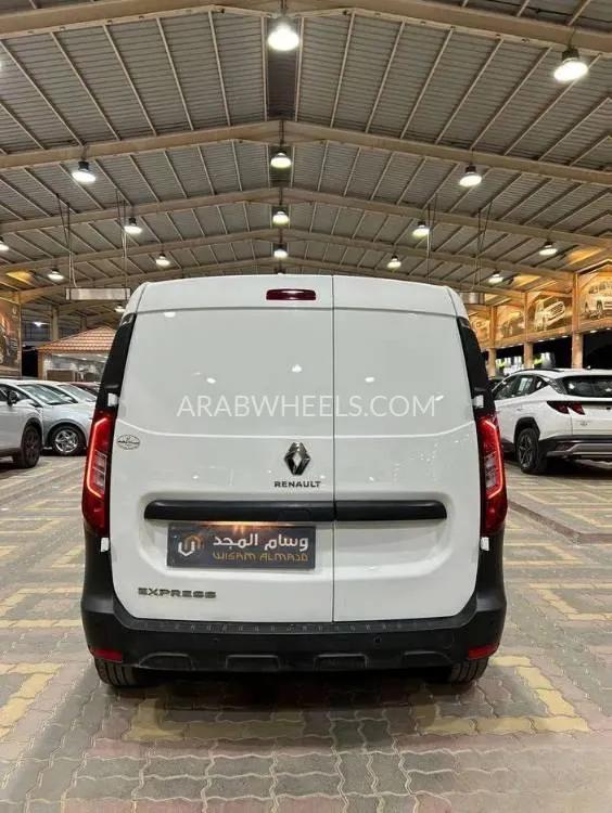 رينو إكسبريس فان 2023 for Sale in الرياض Image-6