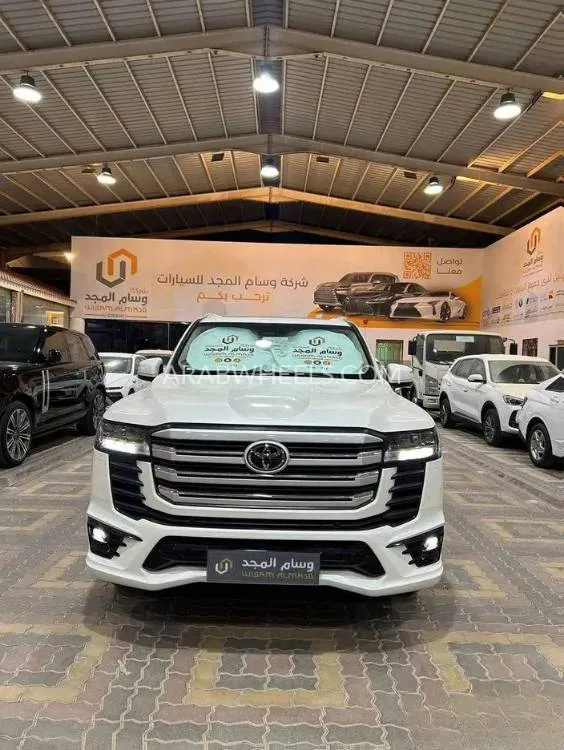 تويوتا لاند كروزر 2025 for Sale in الرياض Image-3