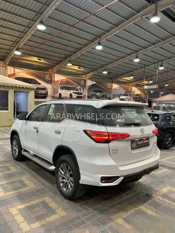 تويوتا فورتشنر 2025 for Sale in الرياض Image-4