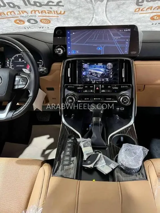 لكزس LX 2024 for Sale in الرياض Image-9