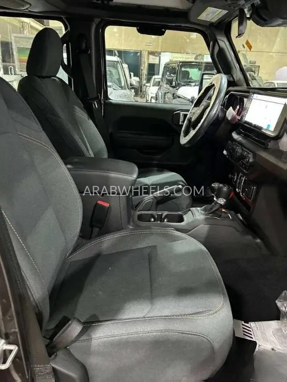 جيب رانجلر 2024 for Sale in الرياض Image-7