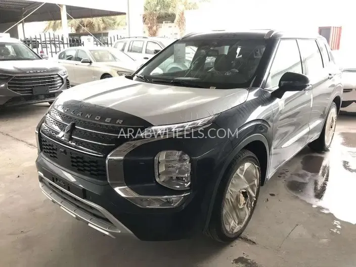 ميتسوبيشي أوتلاندر 2025 for Sale in الدمام Image-2