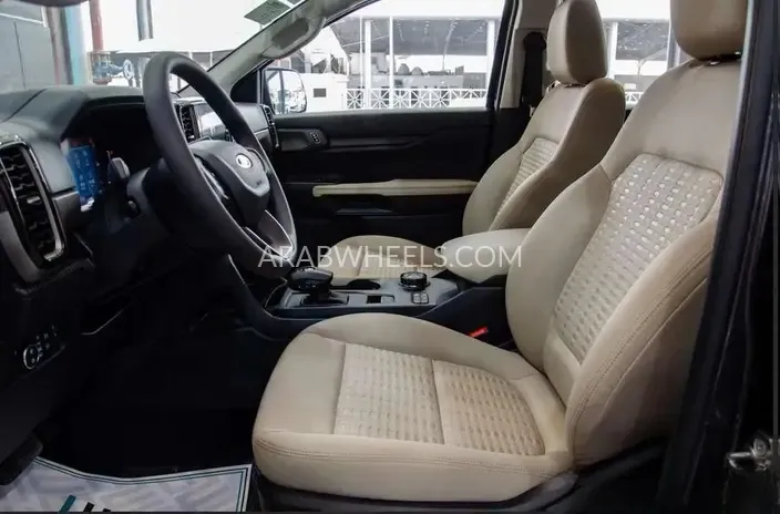 فورد إيفرست 2025 for Sale in الدمام Image-5